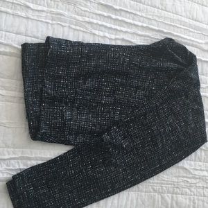 TC black/grey/white crosshatch leggings.